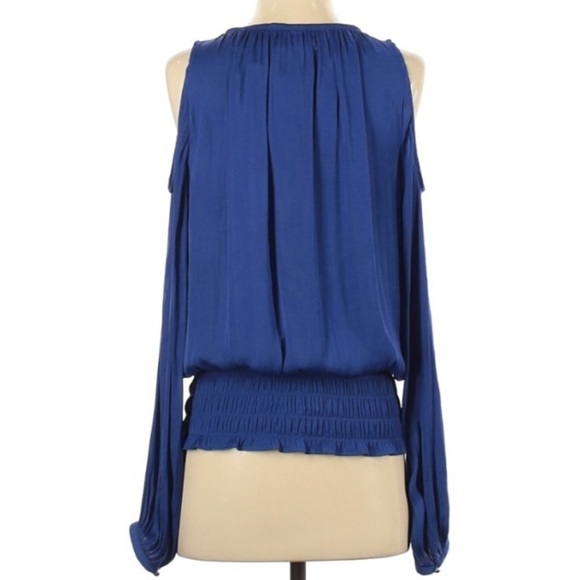 Jennifer Lopez Blue Flow cold shoulder blouse Small women’s top - Picture 2 of 6